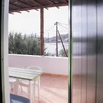 Nikos Place Apartmán *